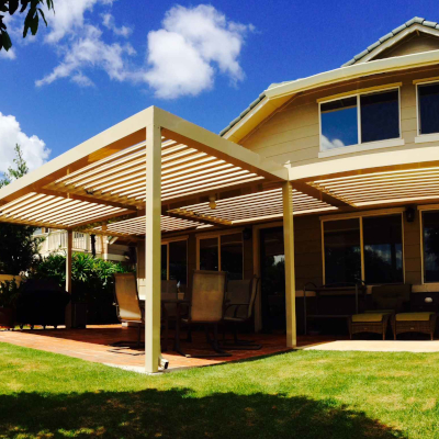 Louvered pergola roof system