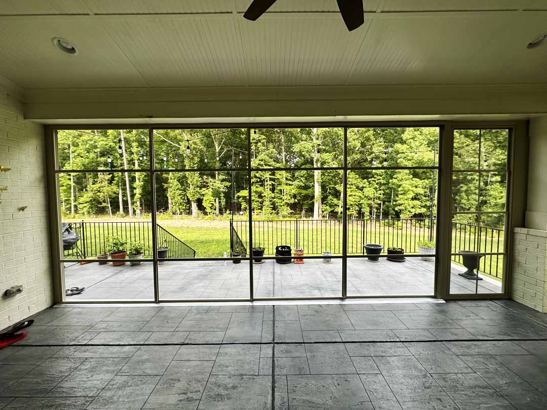 Vinyl-film porch window project image 09