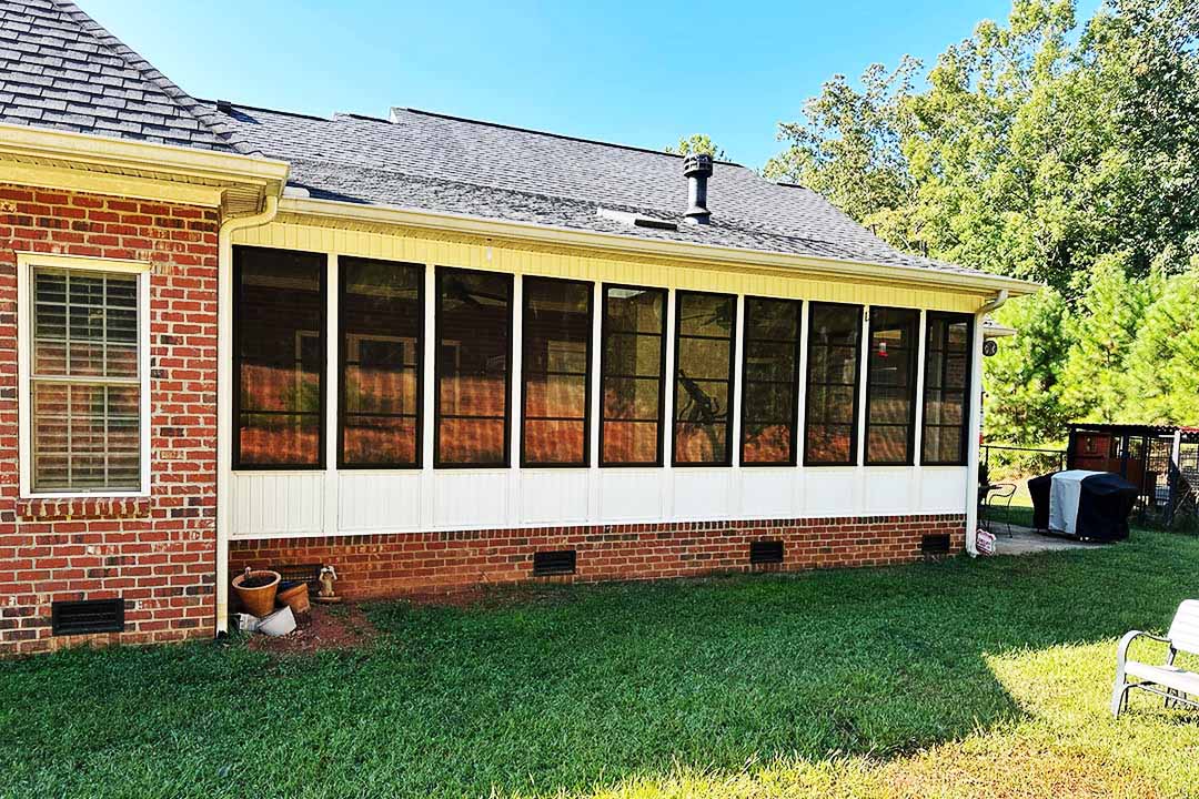 Vinyl-film porch window project image 29