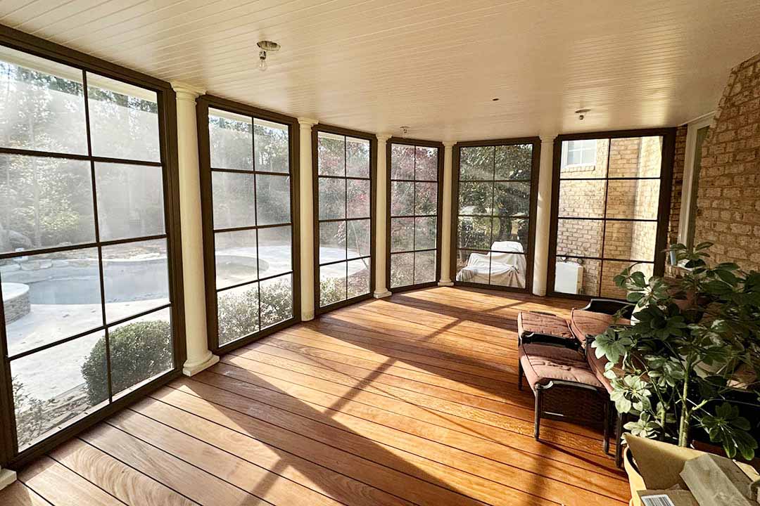 Vinyl-film porch window project image 30